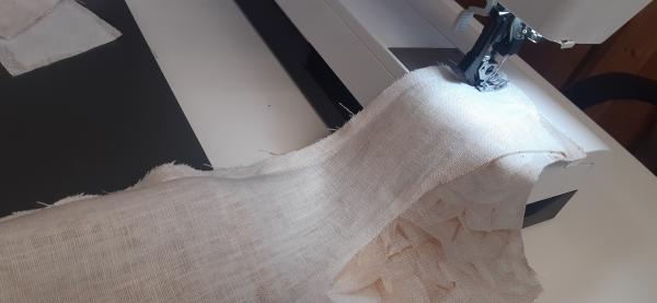 Couture ensemble des pans avant.